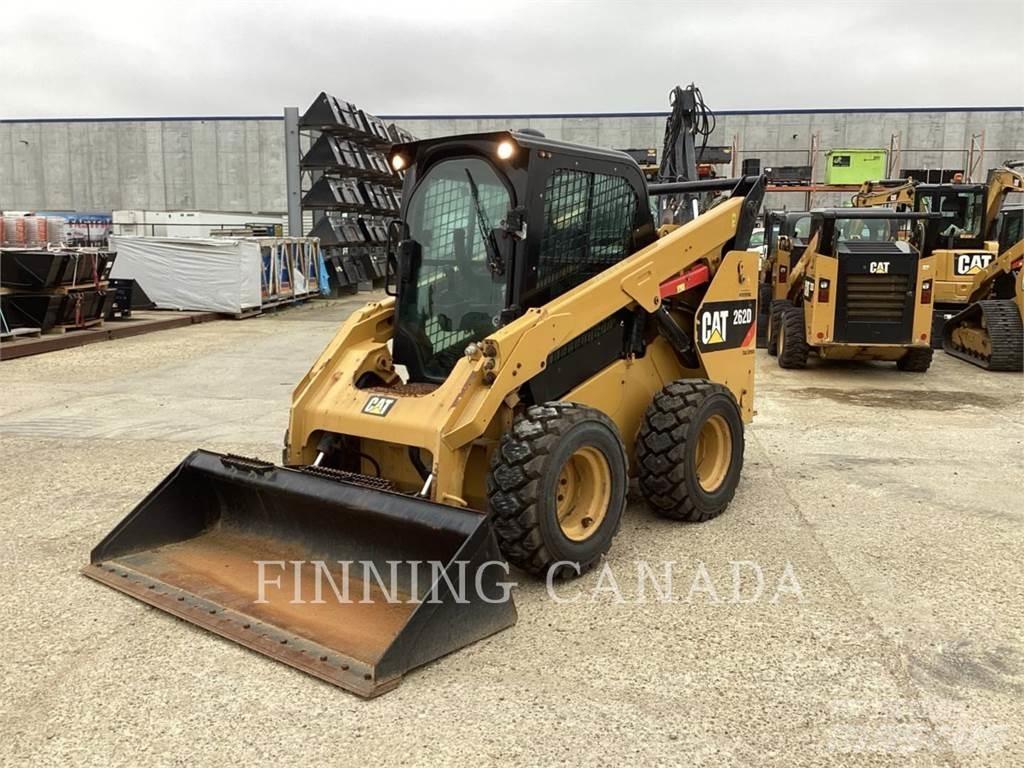 CAT 262D 滑移轉向裝載機