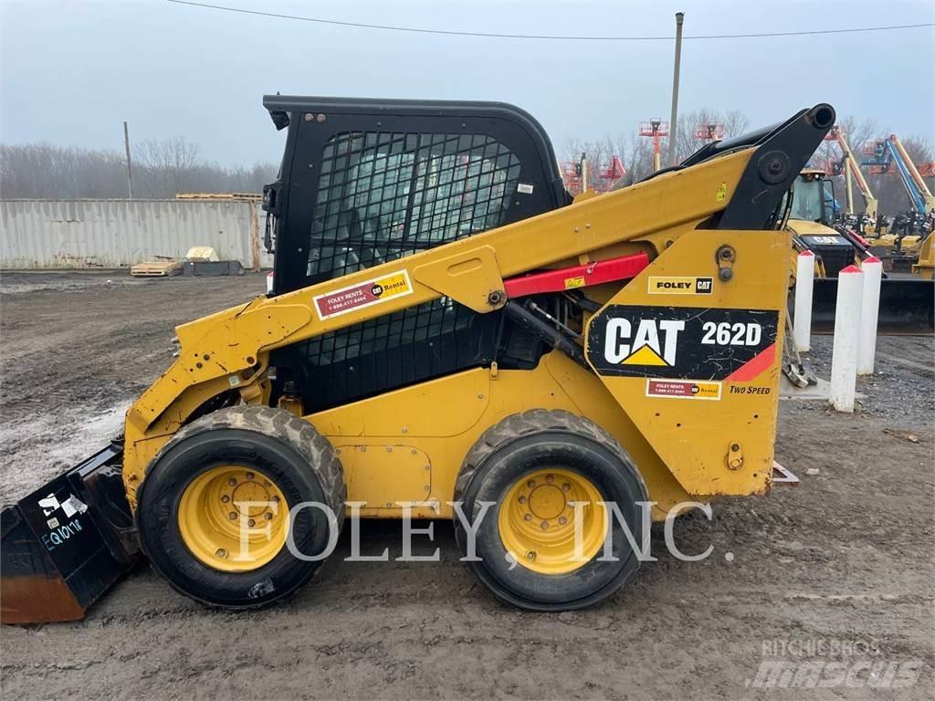 CAT 262D 滑移轉向裝載機