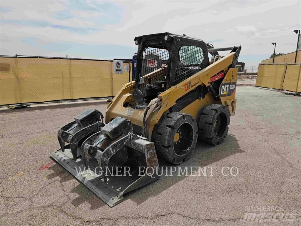 CAT 262D 滑移轉向裝載機