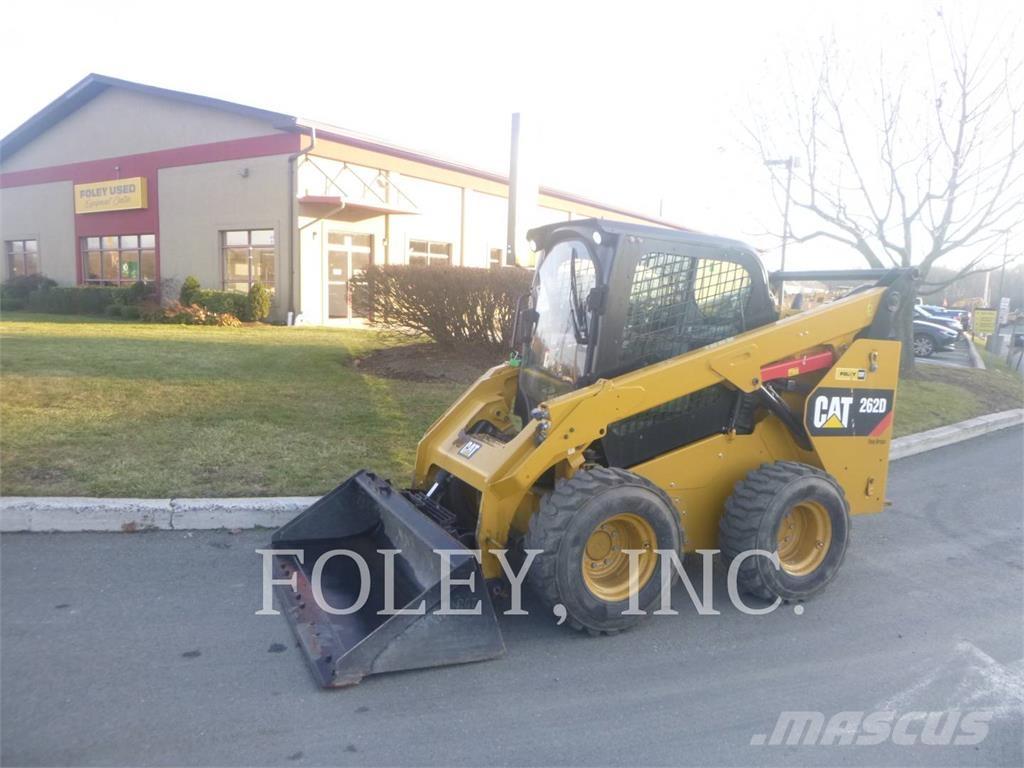 CAT 262D 滑移轉向裝載機