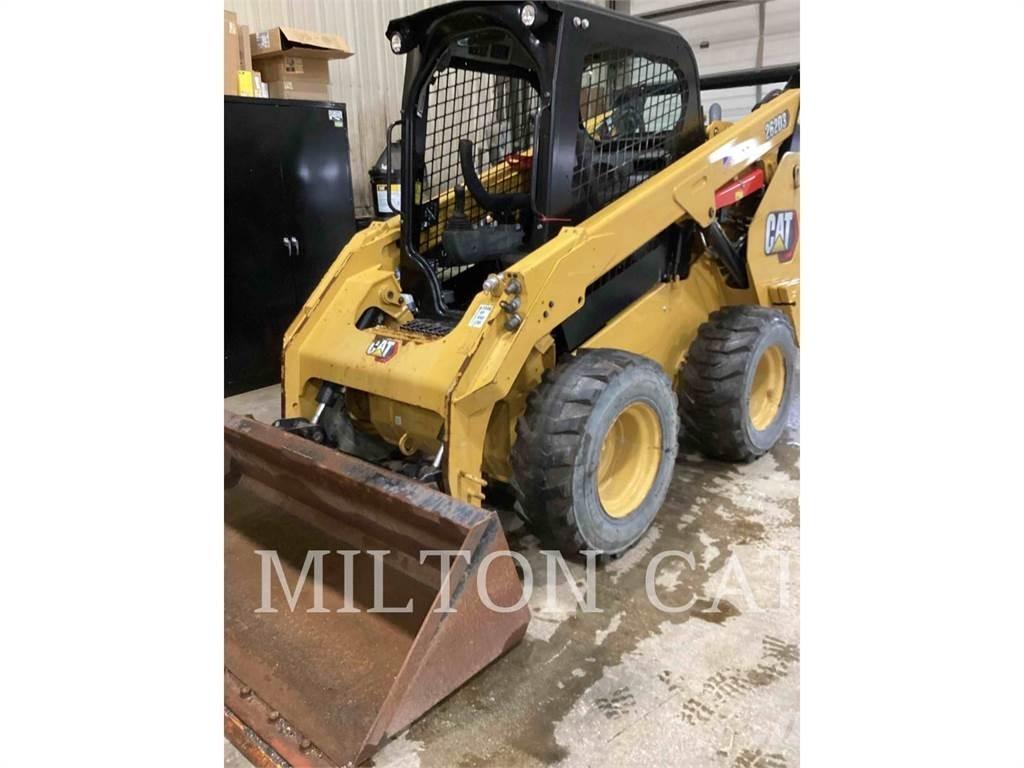 CAT 262D 3 滑移轉向裝載機