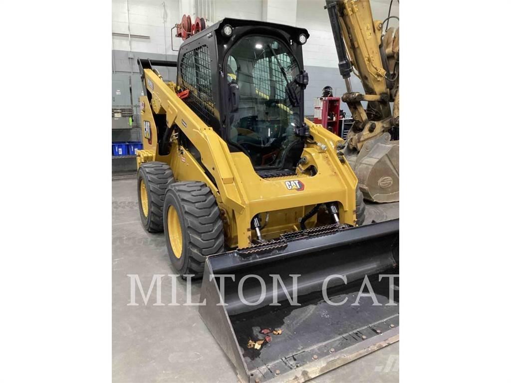 CAT 262D 3 滑移轉向裝載機