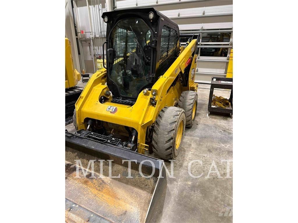 CAT 262D 3 滑移轉向裝載機