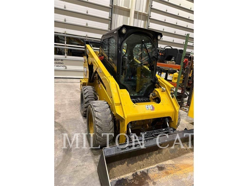 CAT 262D 3 滑移轉向裝載機