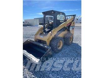 CAT 262D C1-H2 滑移轉向裝載機