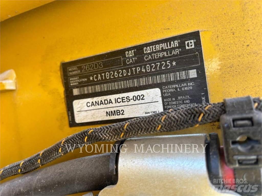 CAT 262D3 滑移轉向裝載機