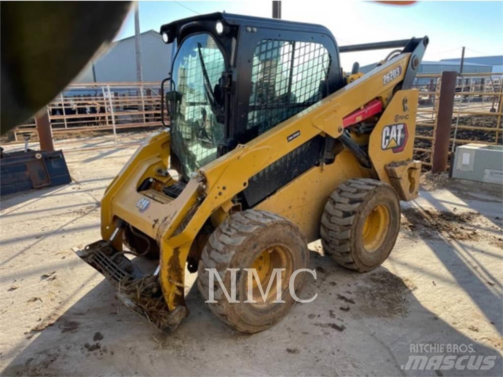 CAT 262D3 滑移轉向裝載機