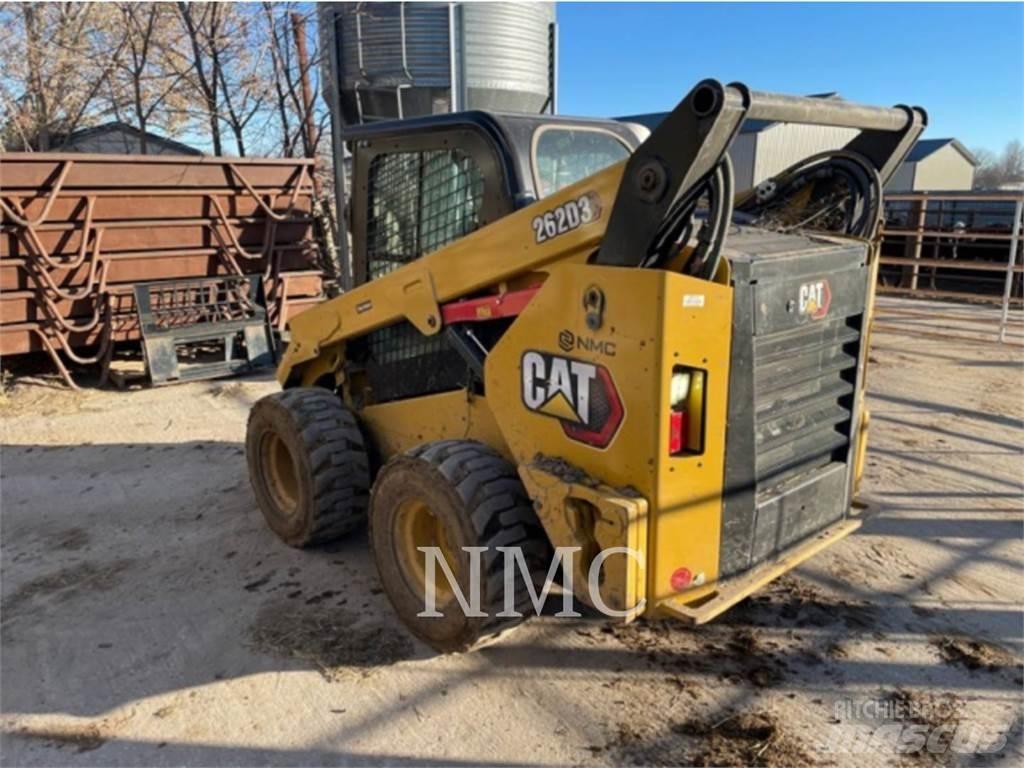 CAT 262D3 滑移轉向裝載機