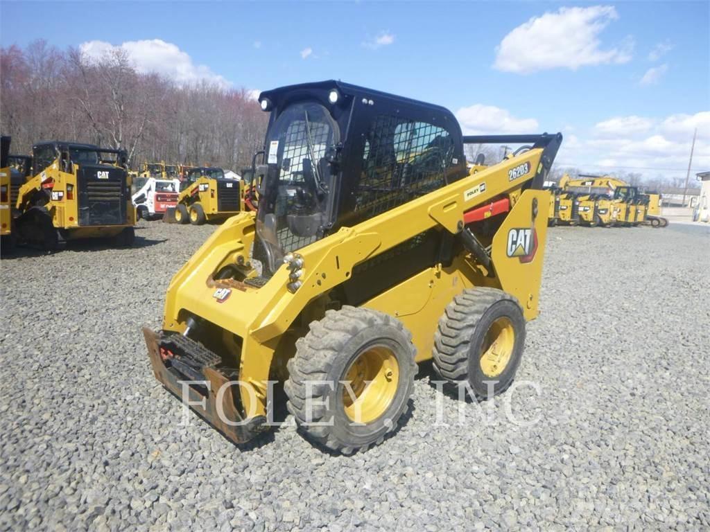CAT 262D3 滑移轉向裝載機