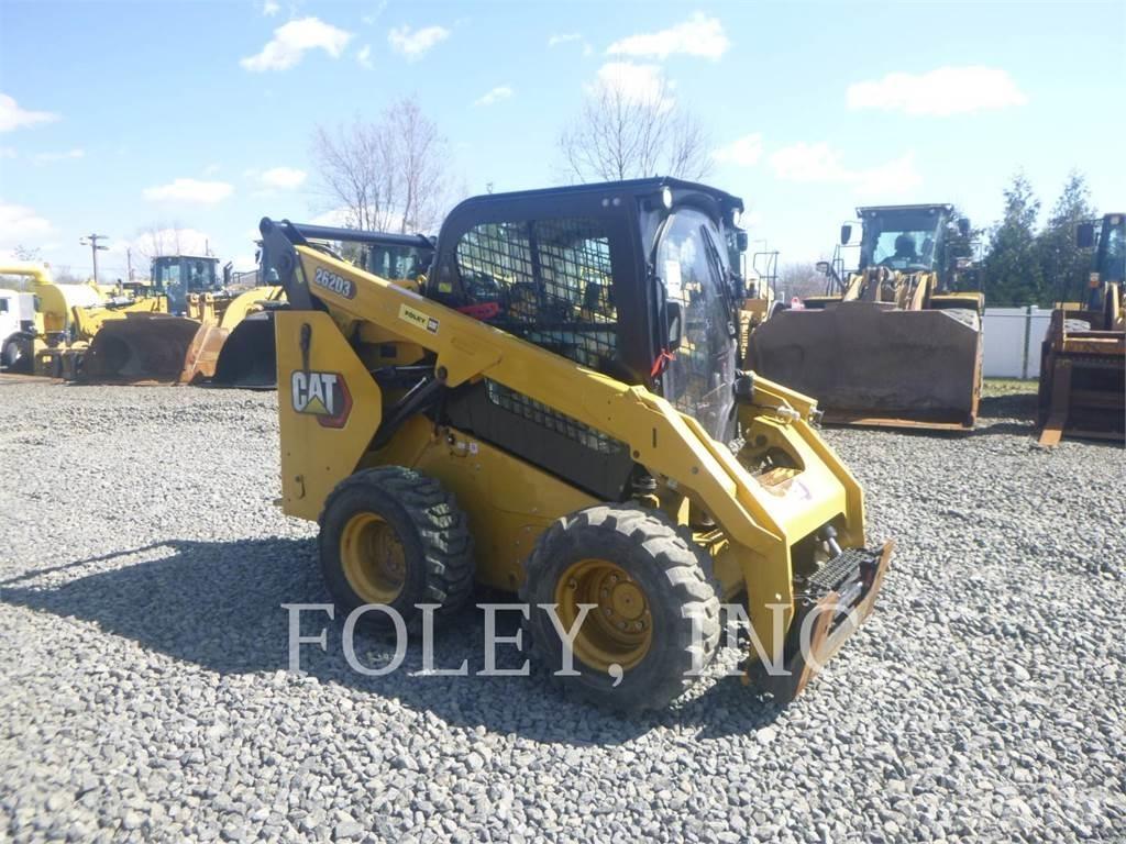 CAT 262D3 滑移轉向裝載機