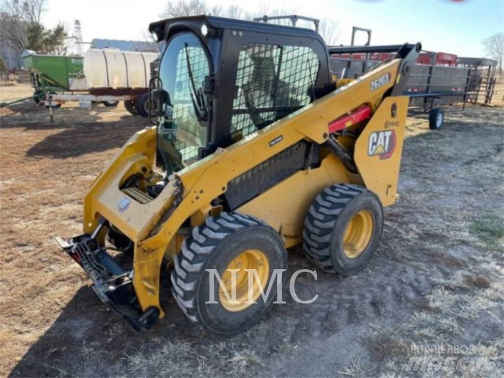 CAT 262D3 滑移轉向裝載機