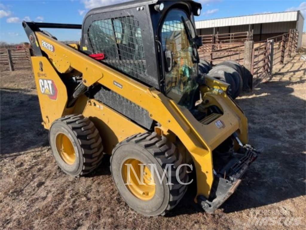 CAT 262D3 滑移轉向裝載機