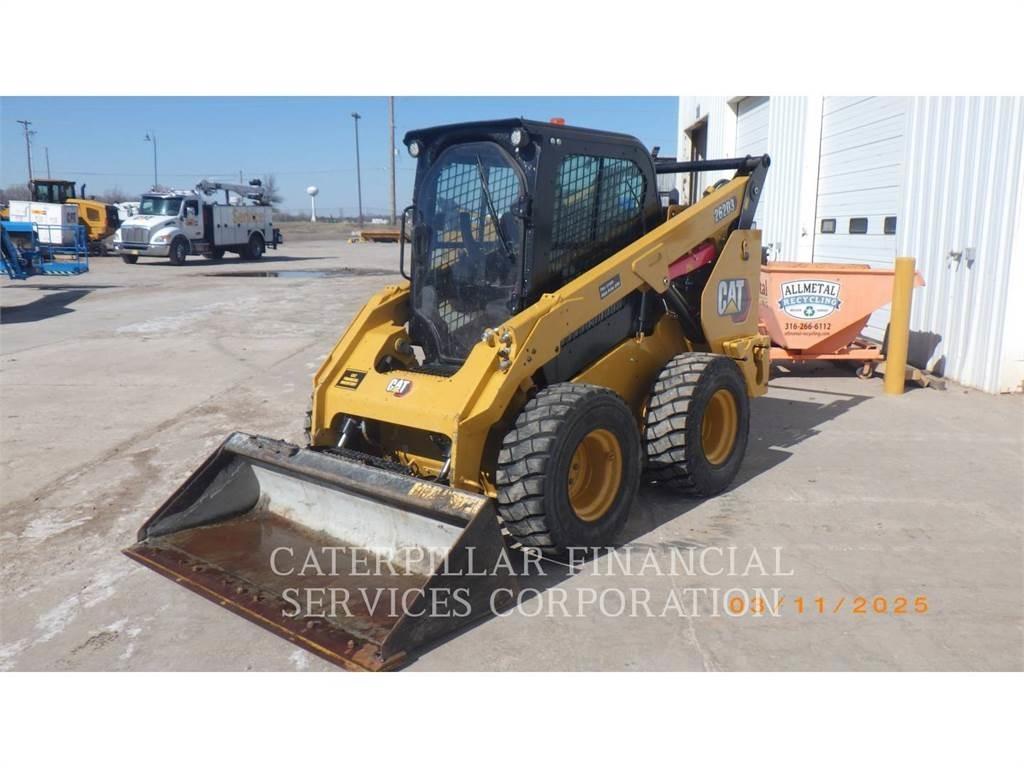 CAT 262D3 滑移轉向裝載機
