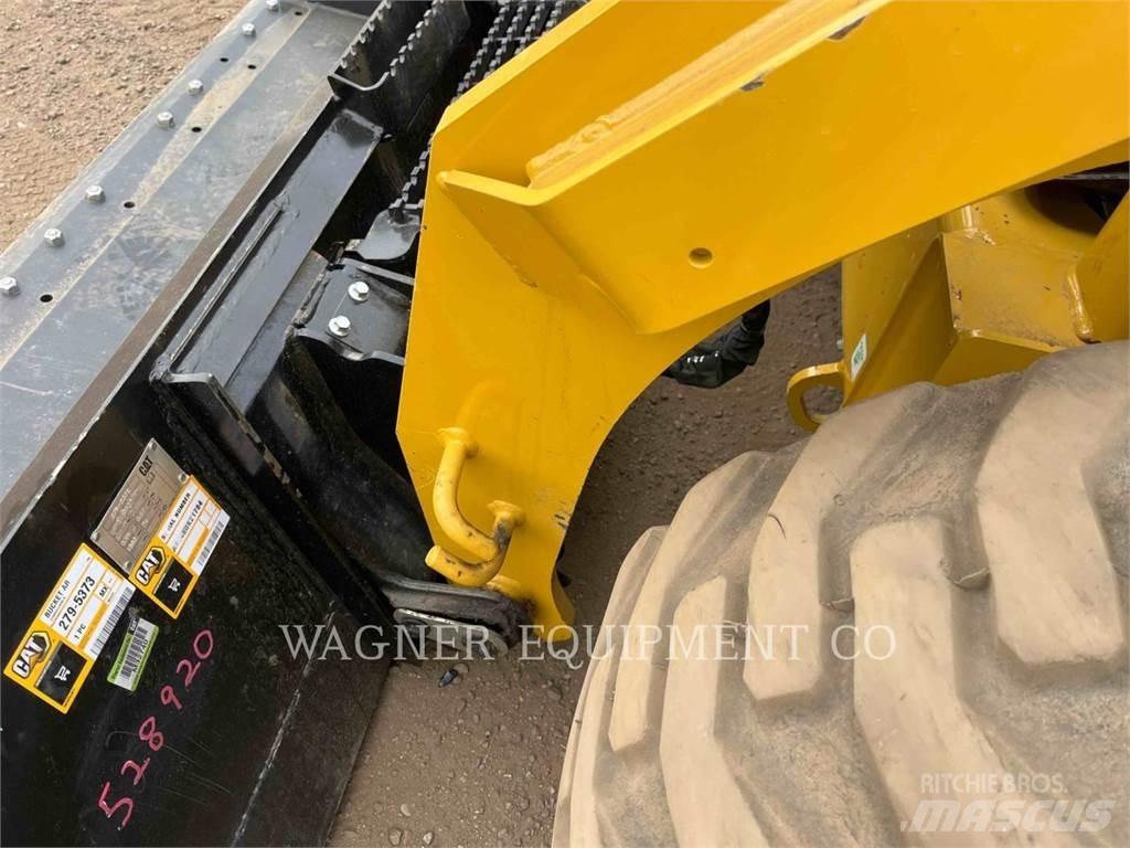 CAT 262D3 滑移轉向裝載機
