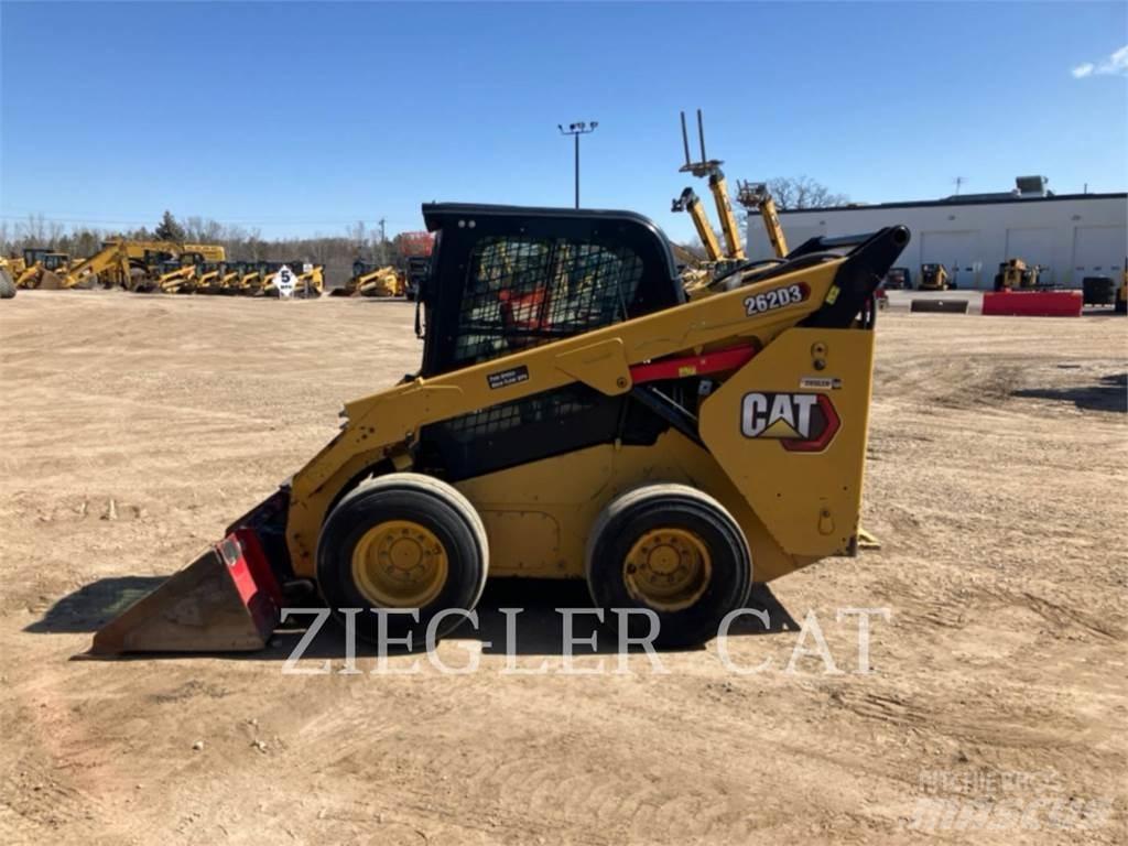 CAT 262D3 滑移轉向裝載機