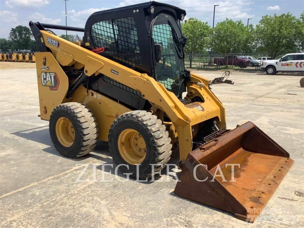 CAT 262D3 滑移轉向裝載機