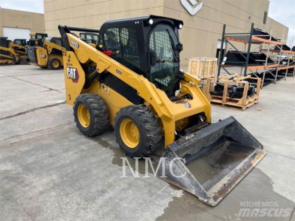 CAT 262D3 滑移轉向裝載機