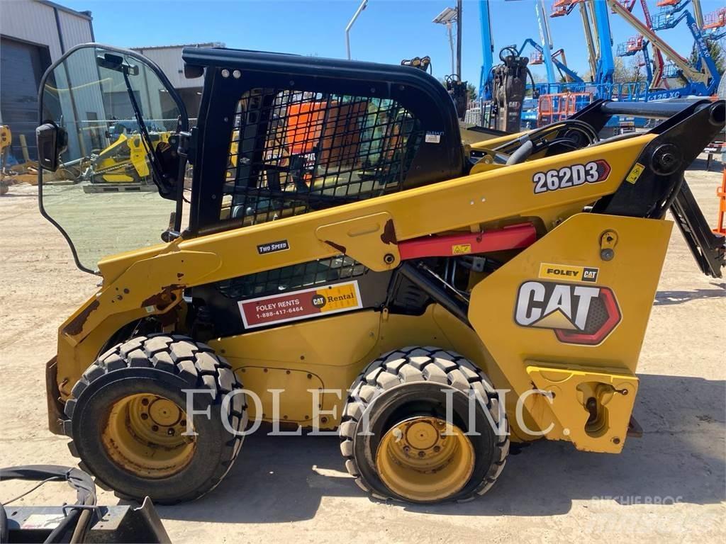 CAT 262D3 滑移轉向裝載機