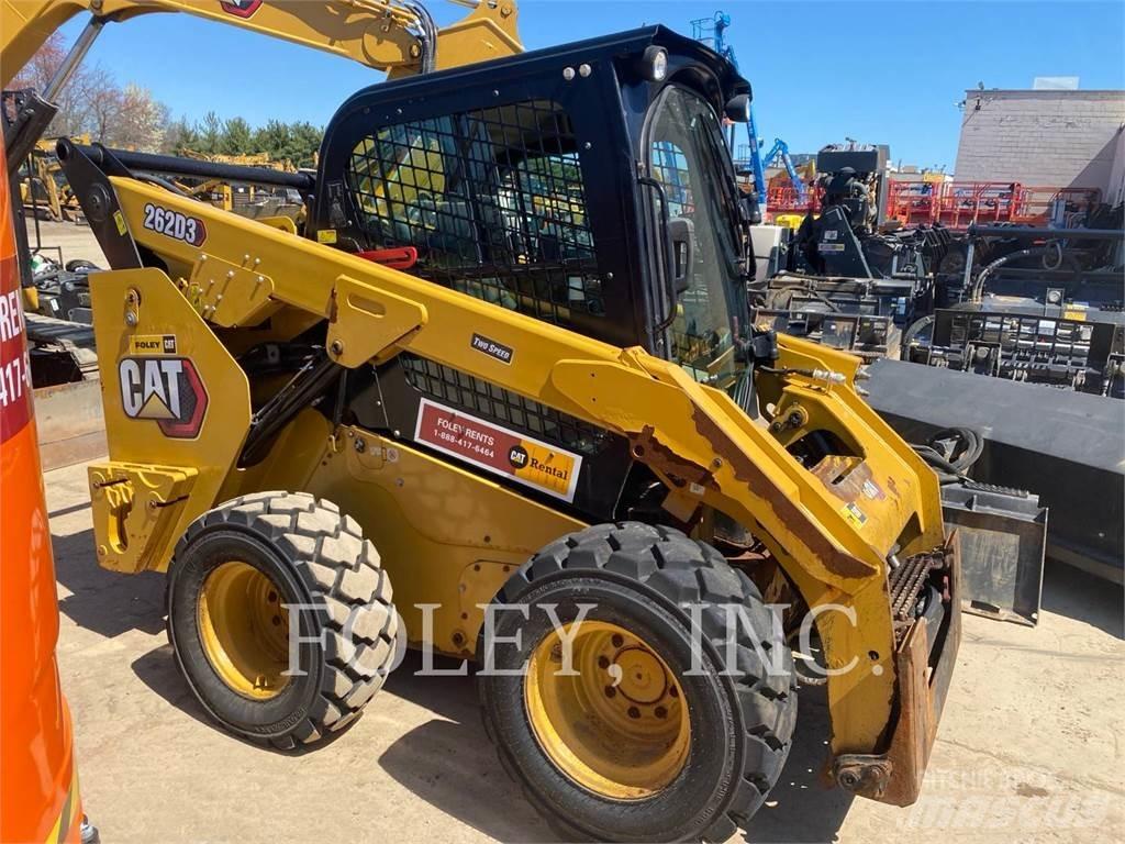 CAT 262D3 滑移轉向裝載機