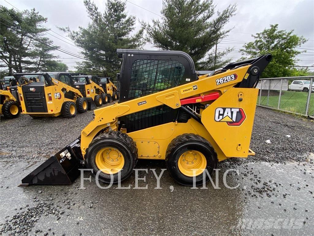 CAT 262D3 滑移轉向裝載機