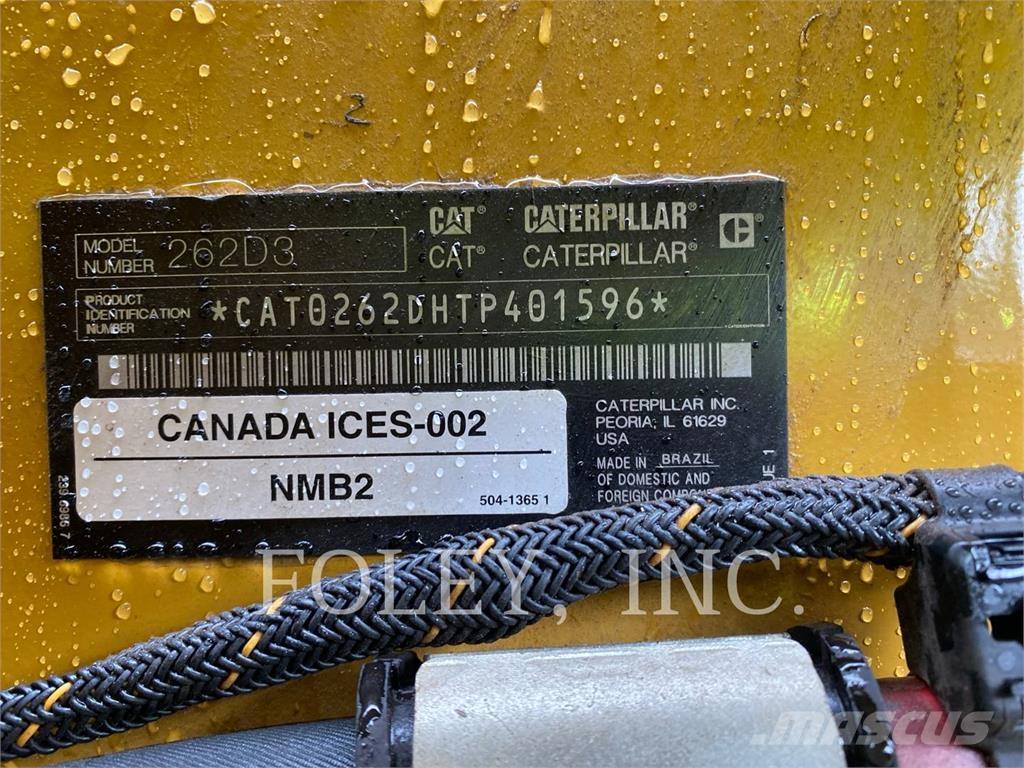 CAT 262D3 滑移轉向裝載機