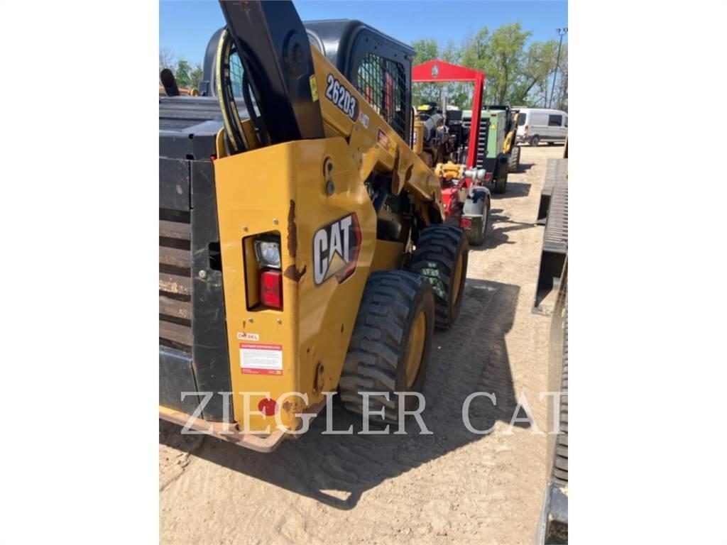 CAT 262D3 滑移轉向裝載機