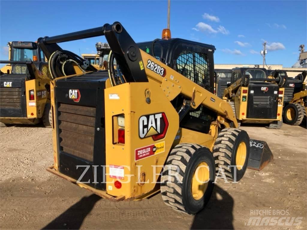 CAT 262D3 滑移轉向裝載機