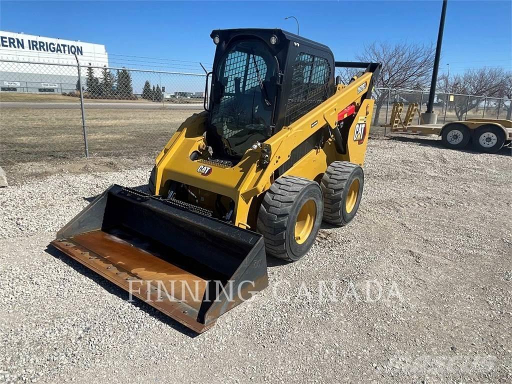 CAT 262D3 滑移轉向裝載機