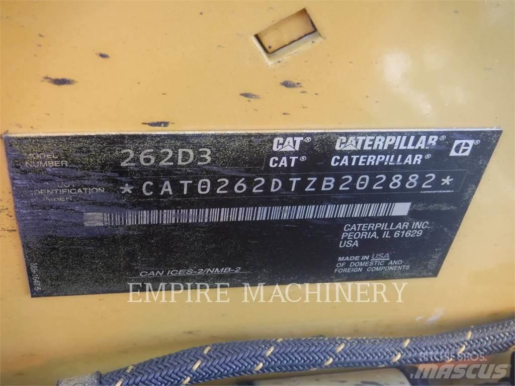 CAT 262D3 滑移轉向裝載機