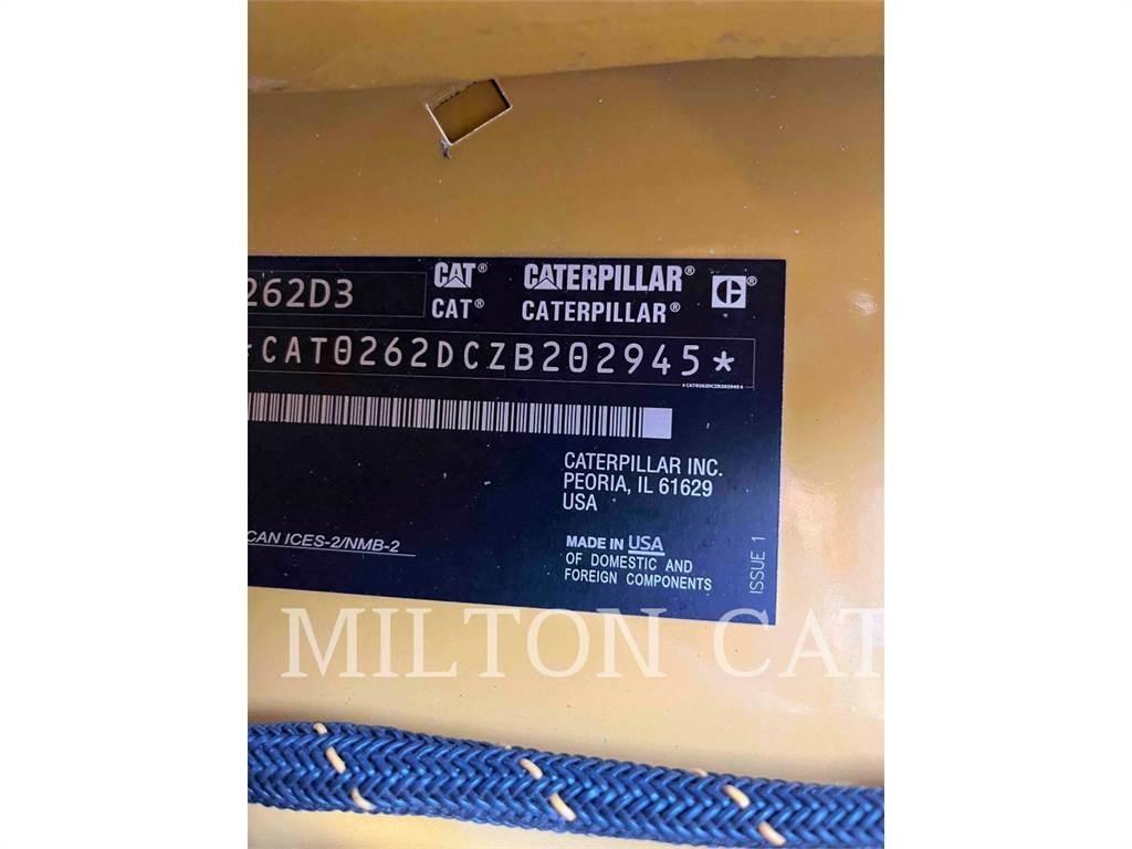 CAT 262D3 滑移轉向裝載機