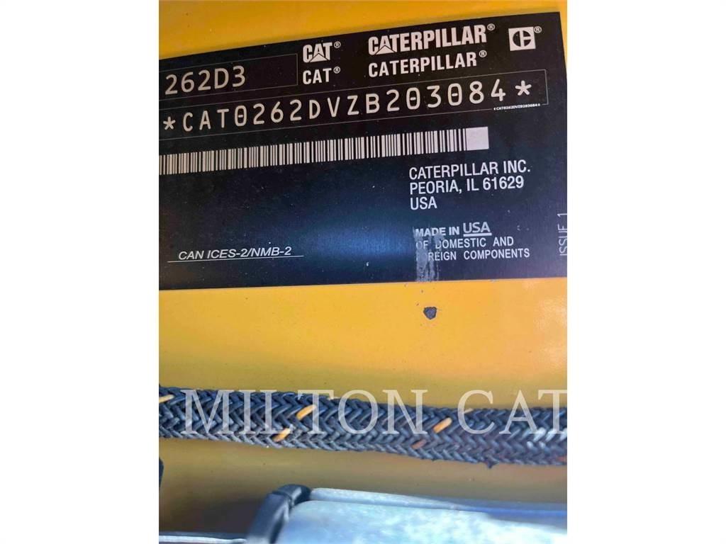 CAT 262D3 滑移轉向裝載機