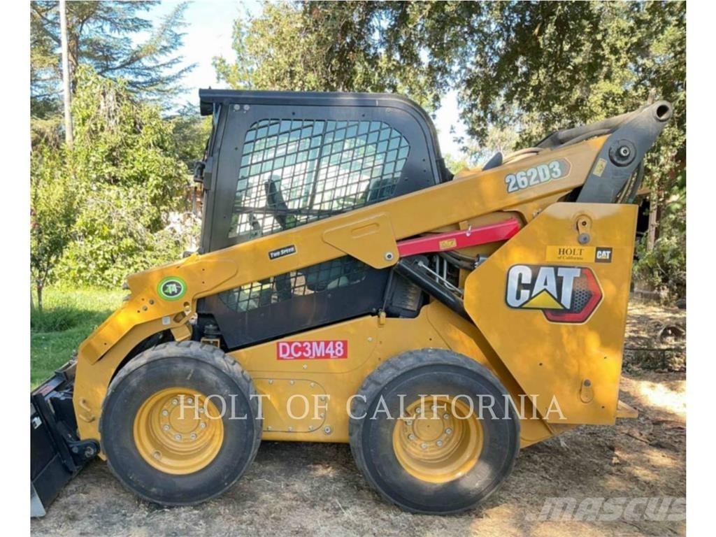 CAT 262D3 滑移轉向裝載機