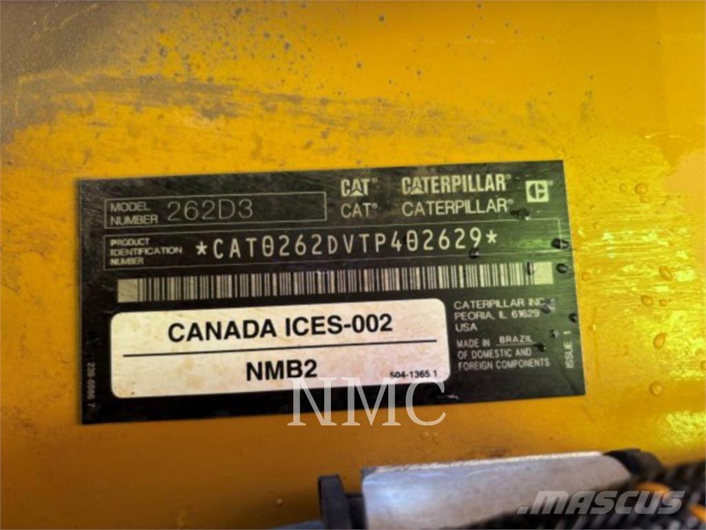 CAT 262D3 滑移轉向裝載機