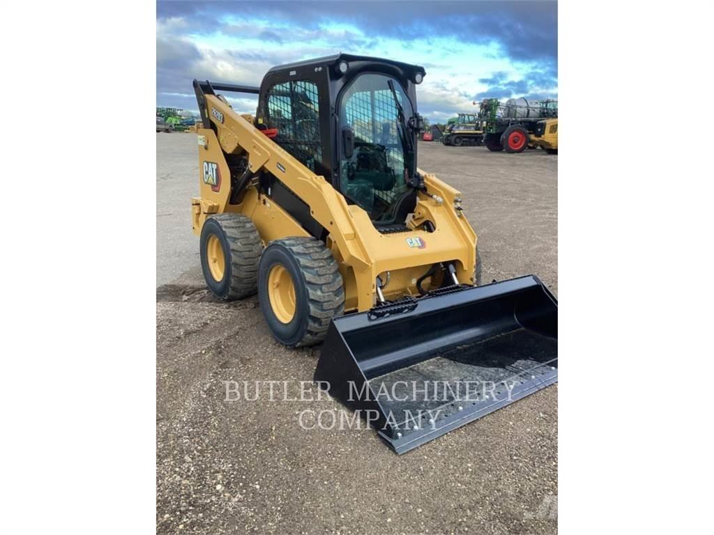 CAT 262D3 C3H2 滑移轉向裝載機