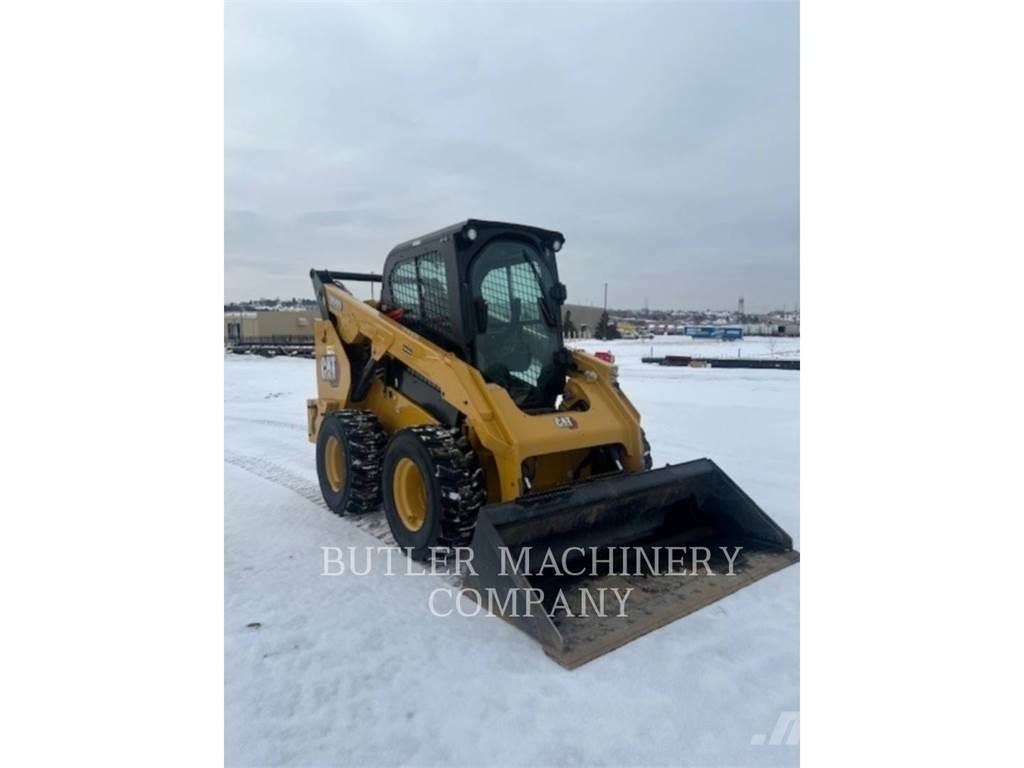 CAT 262D3 C3H2 滑移轉向裝載機
