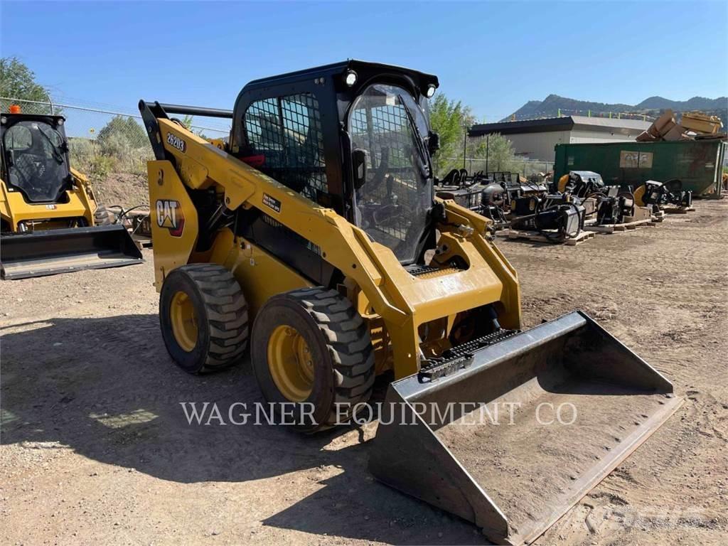 CAT 262D3 HF 滑移轉向裝載機