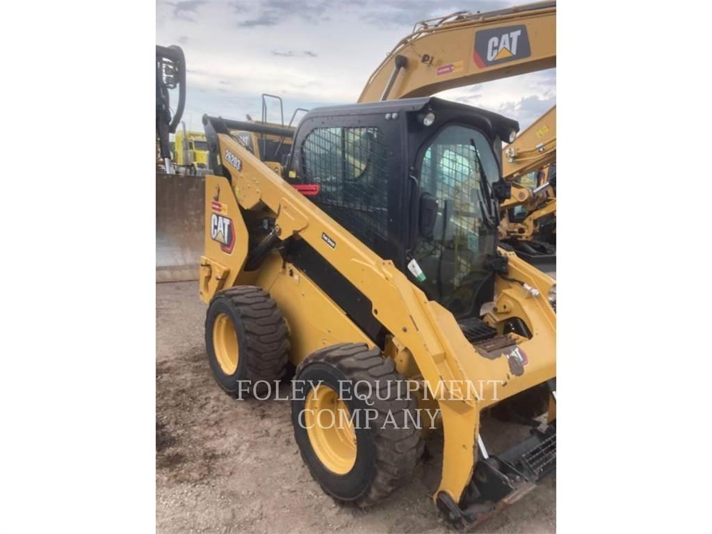 CAT 262D3STD2C 滑移轉向裝載機