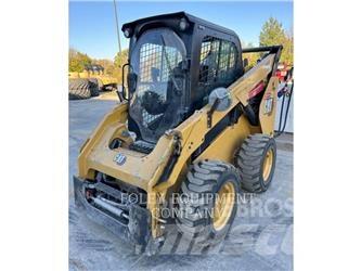 CAT 262D3XPS2C 滑移轉向裝載機
