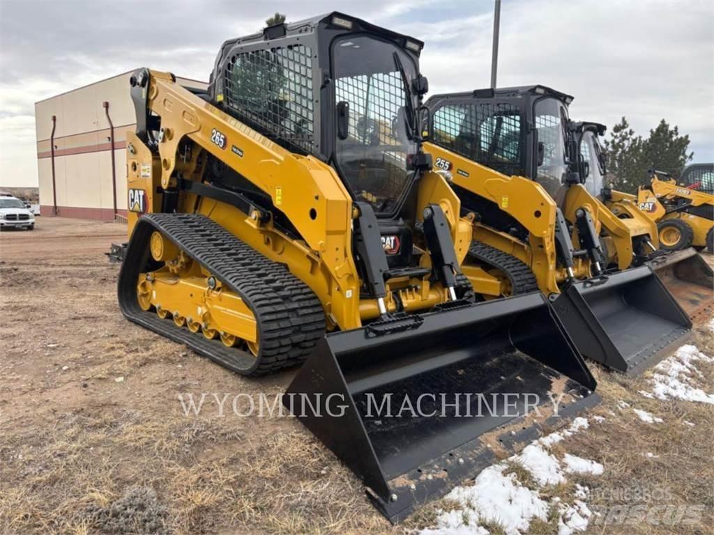 CAT 265 滑移轉向裝載機