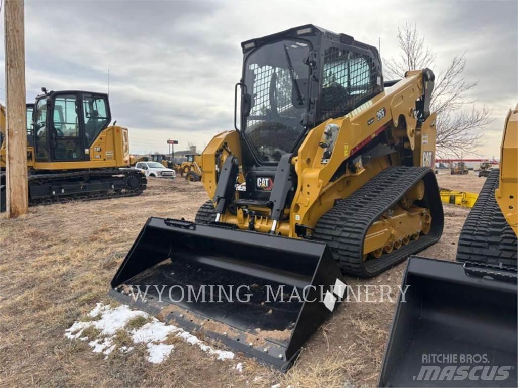 CAT 265 滑移轉向裝載機