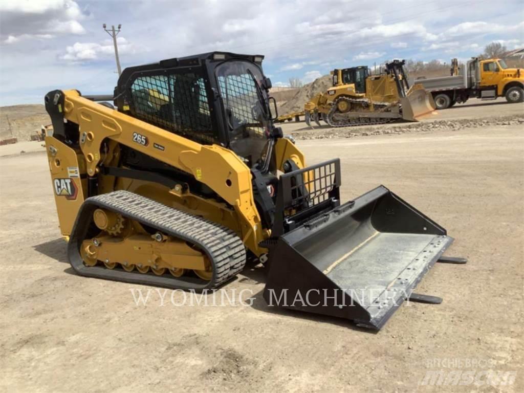 CAT 265 滑移轉向裝載機