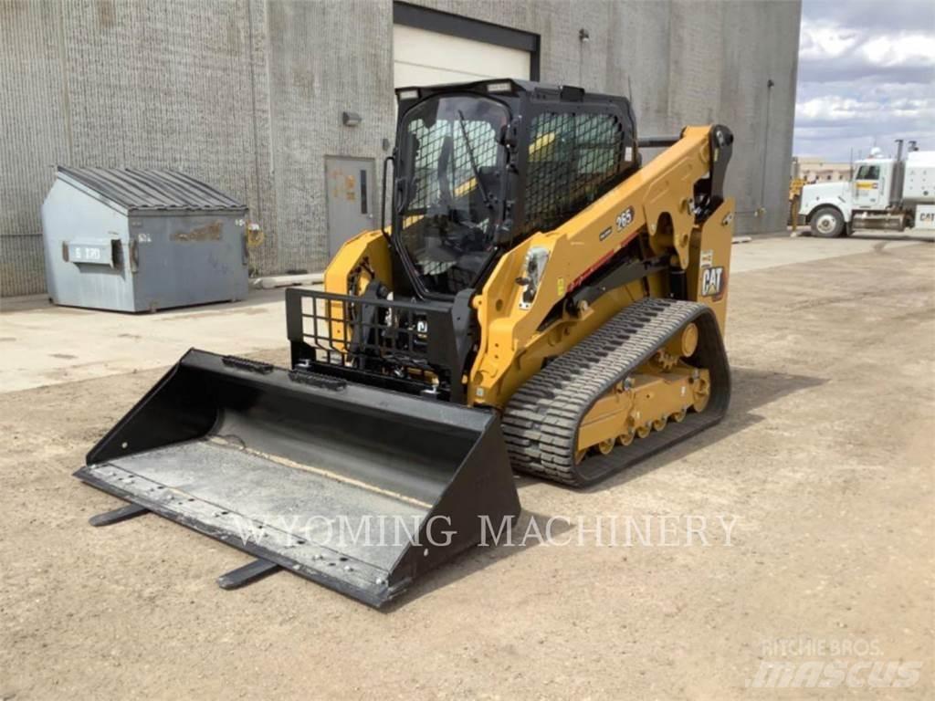 CAT 265 滑移轉向裝載機