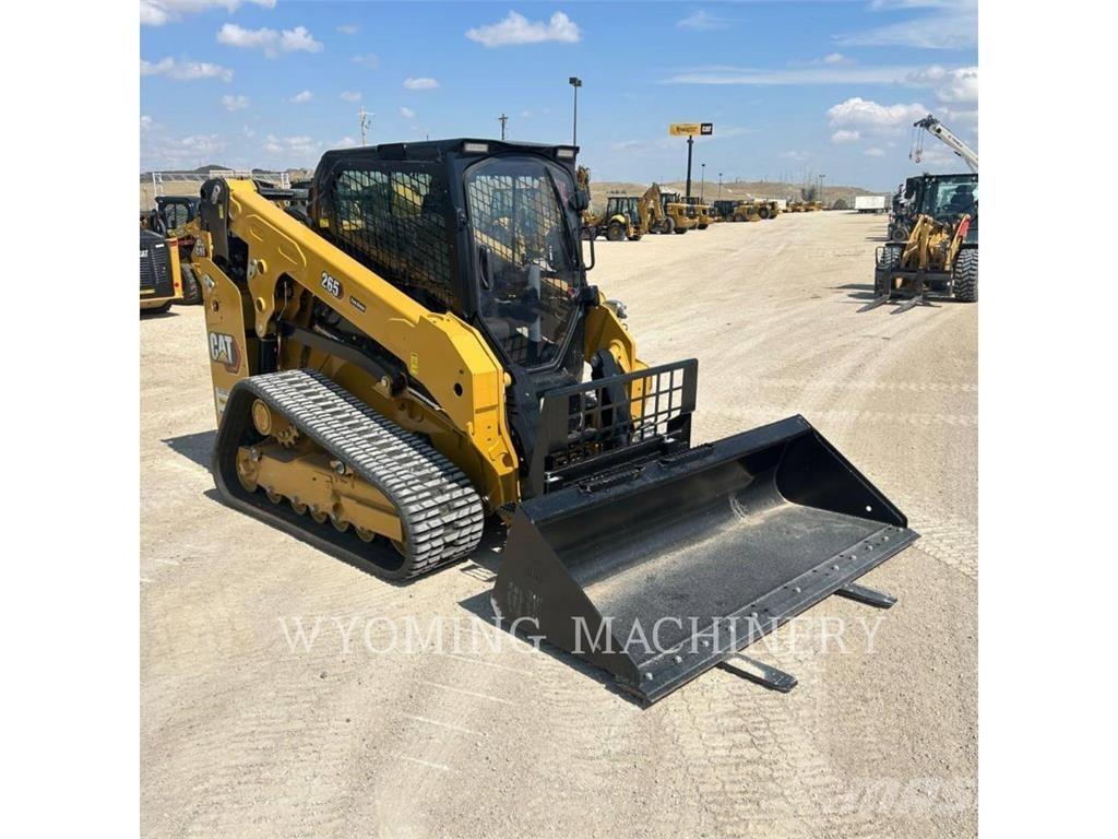 CAT 265 滑移轉向裝載機