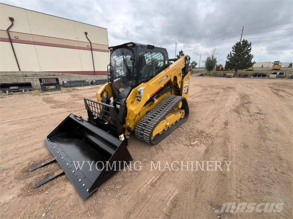 CAT 265 滑移轉向裝載機