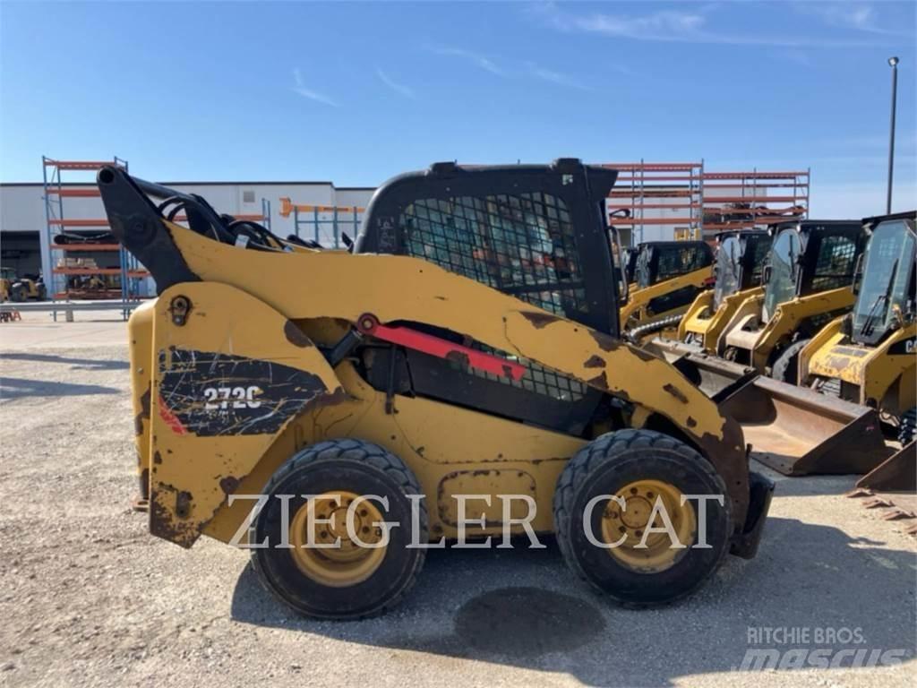 CAT 272C 滑移轉向裝載機