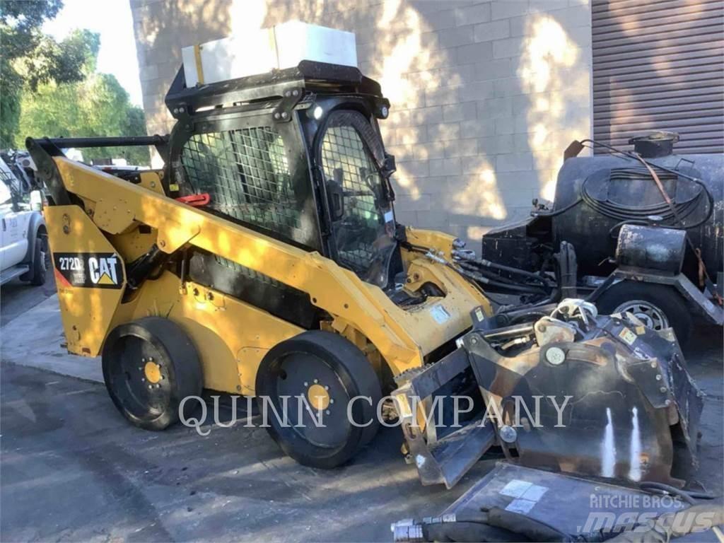CAT 272D XHP 滑移轉向裝載機