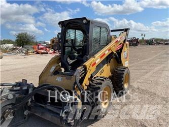CAT 272D3 滑移轉向裝載機