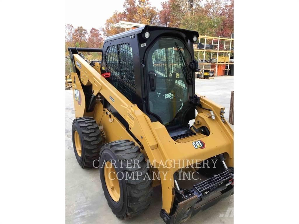 CAT 272D3 AC 滑移轉向裝載機