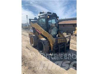 CAT 272DXHP 滑移轉向裝載機
