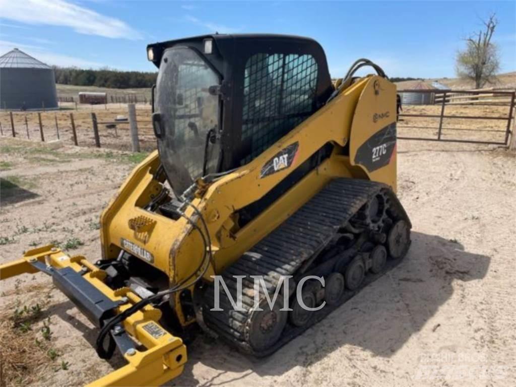CAT 277C 滑移轉向裝載機